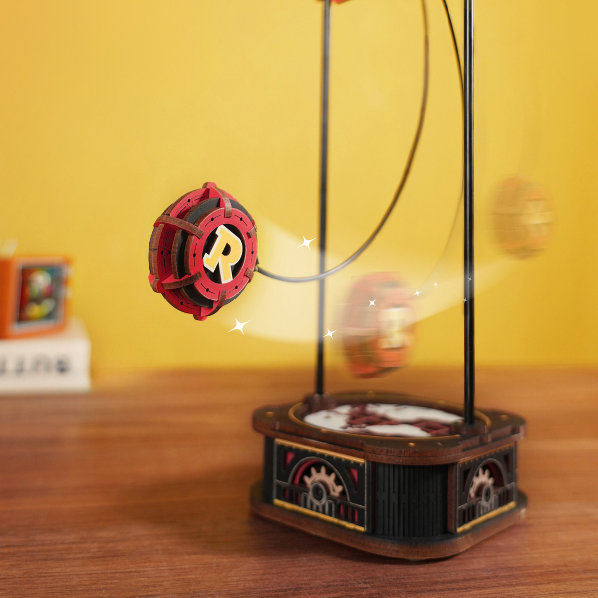 ROKR Sky Captain MCD01 base close-up with swinging balance path