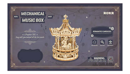 ROKR 1:18 schaalmodel legerjeep MC701 houten militaire jeep op rotsachtig terrein
