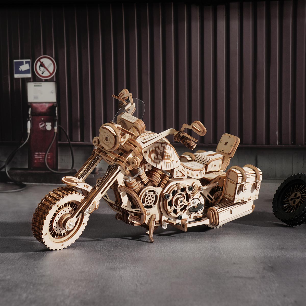 ROKR Cruiser Motorcycle LK504 dark showroom motorcycle display