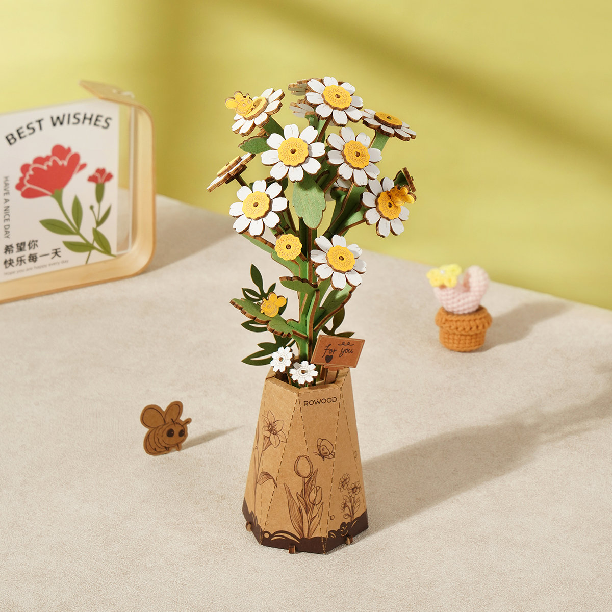 Bouquet de fleurs en bois Rowood, bouquet de marguerites blanches dans un pot carré