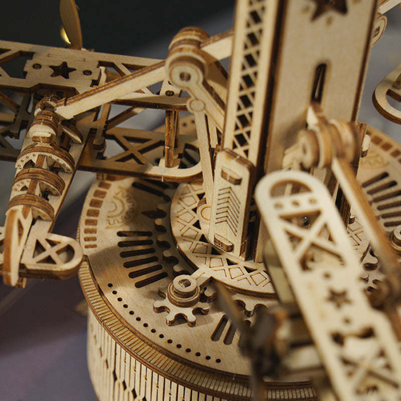 ROKR Airplane Control Tower AMK41 close-up of tower mechanism and gears