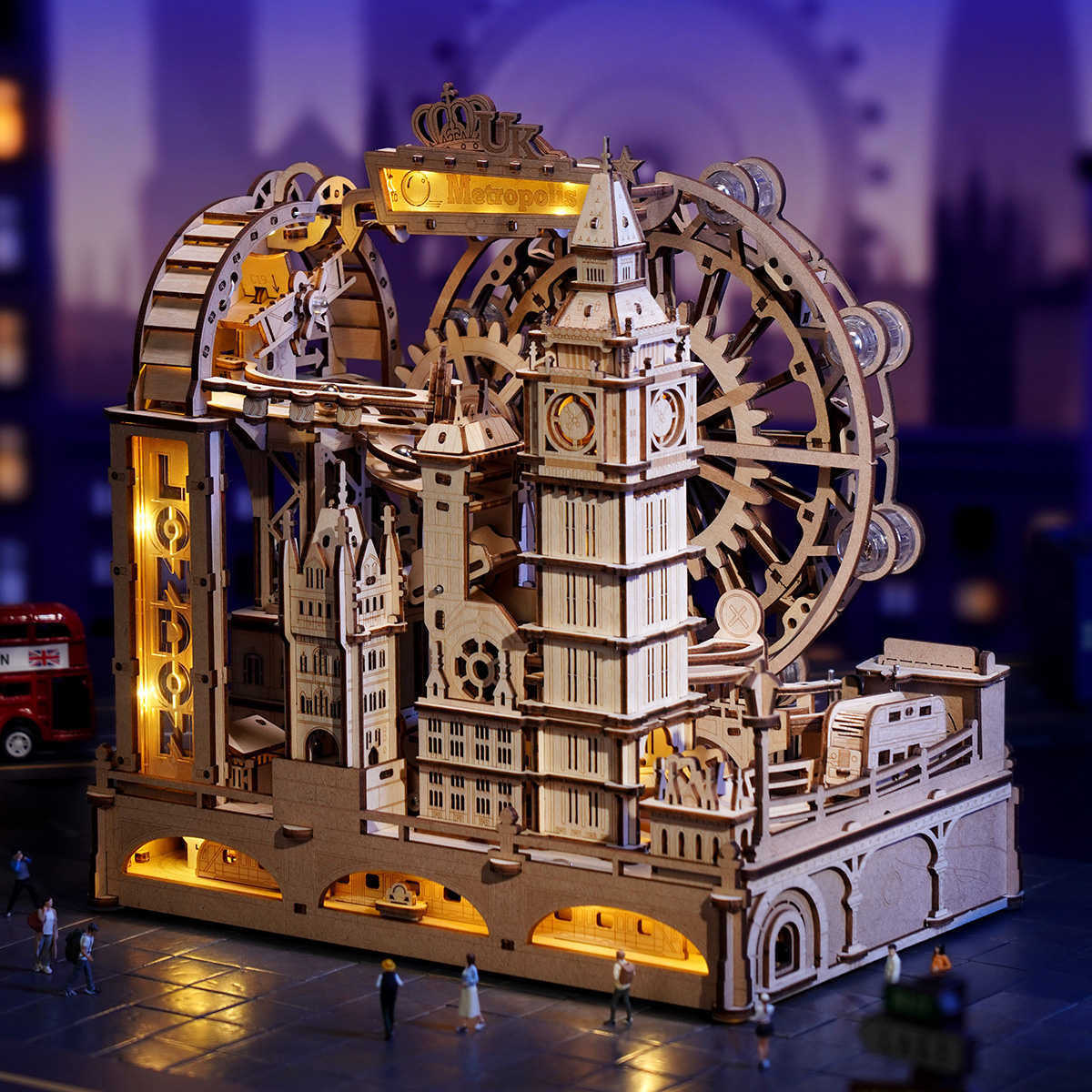 ROKR Marble Travel London EGB01 marble run with illuminated London skyline details