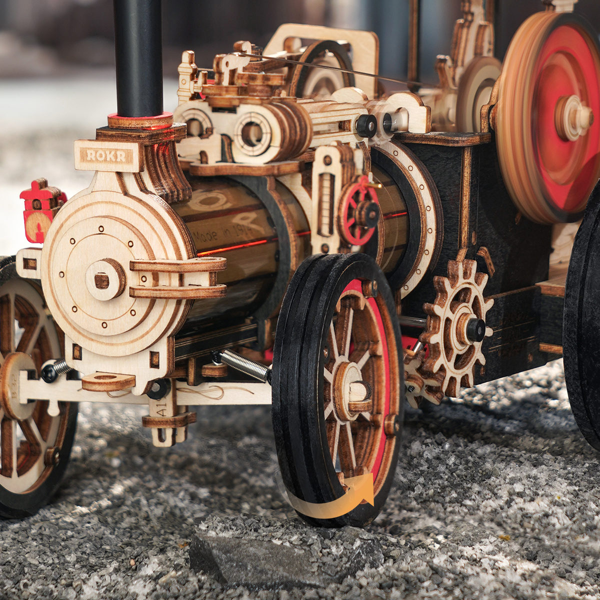 ROKR Steam Engine LKA01 détail de la roue avant et du moteur