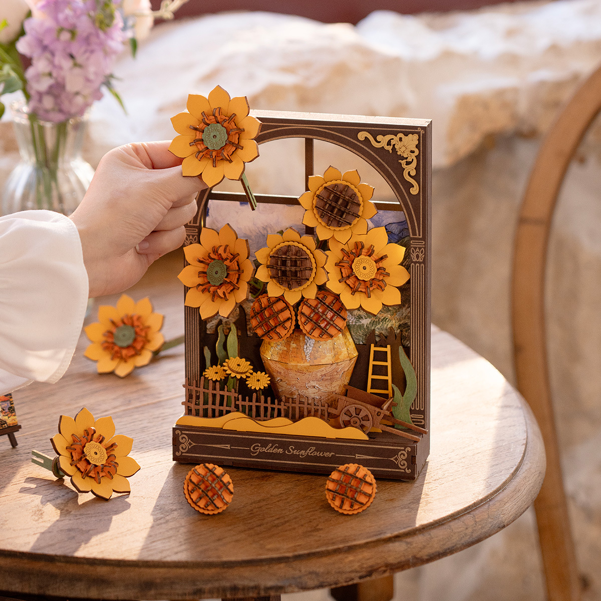Rowood Golden Sunflower TH002 tabletop assembly and display scene