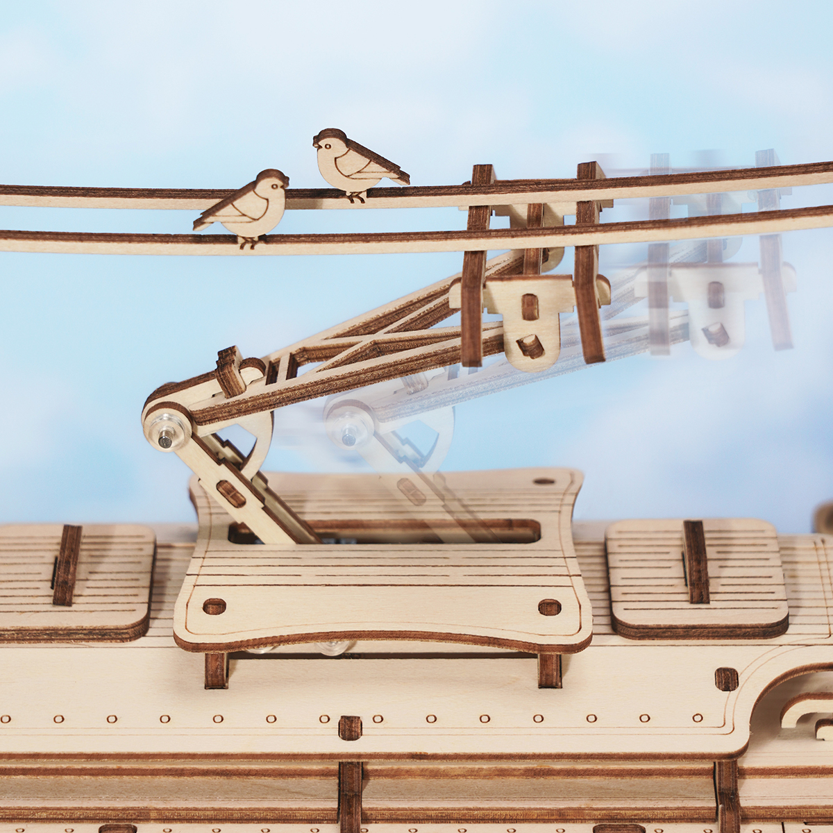 ROKR Classic City Tram LK801 pantograph roof detail