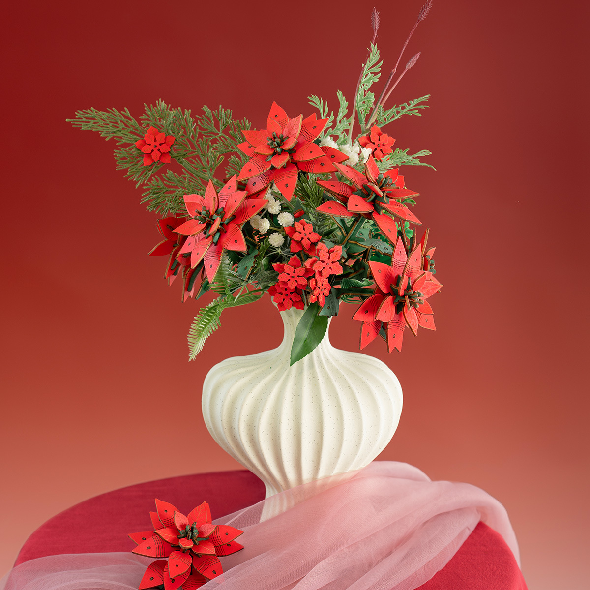 Poinsettia TF001 wooden flower bouquet with gift card and red background