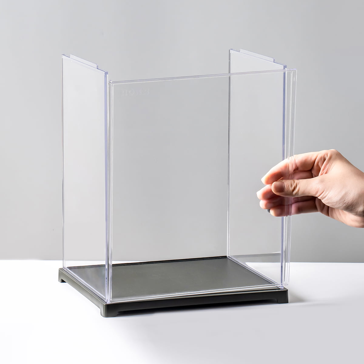 ROKR Storage Display Box RFM03 door opening design shown by hand