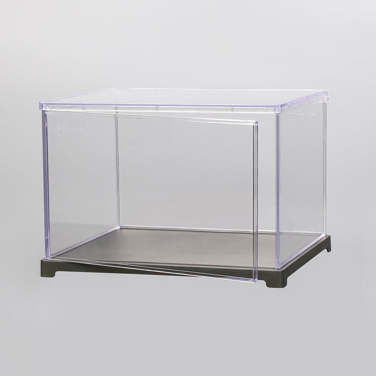 ROKR Dust Cover RFM02 angled closed display box view