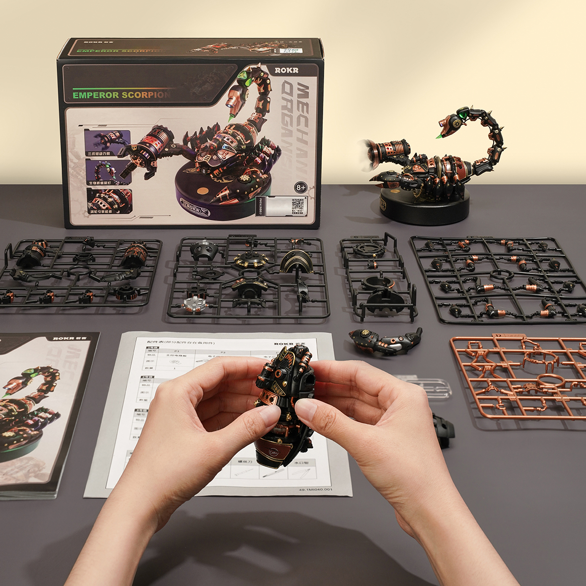 ROKR Emperor Scorpion MI04 kit contents and hands assembly