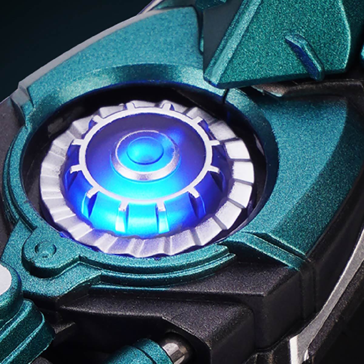 Hammerhead Shark MI07 glowing core light detail close-up